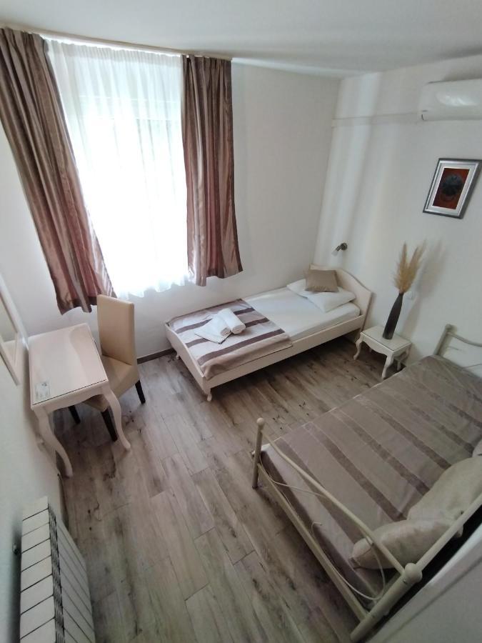 Hotel Bonaca Makarska Esterno foto