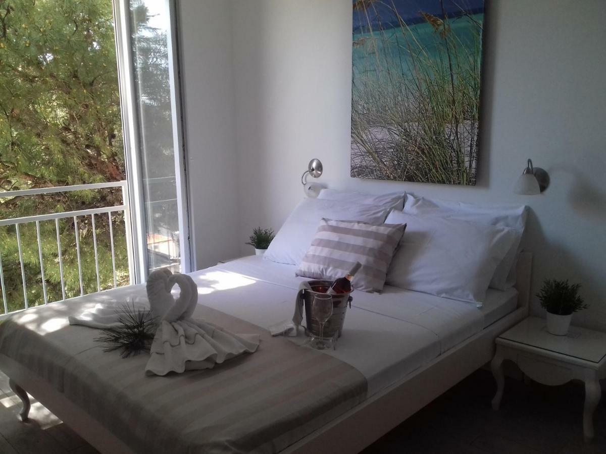 Hotel Bonaca Makarska Esterno foto